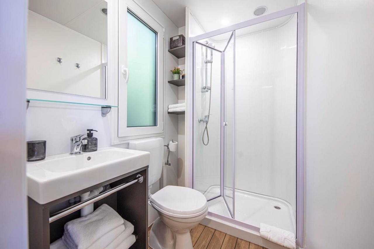 Porton Mobile Home โรวีน ภายนอก รูปภาพ