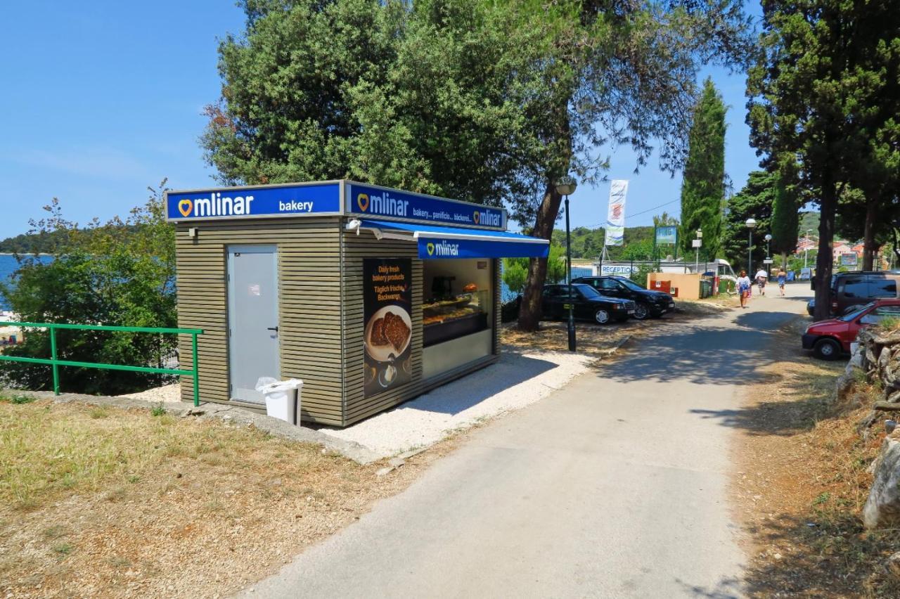 Porton Mobile Home โรวีน ภายนอก รูปภาพ
